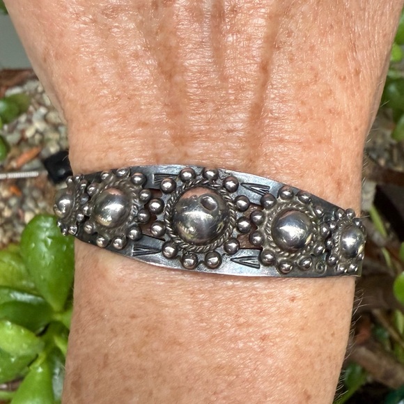 Vintage Jewelry - Vintage Navajo Handmade Sterling Silver Cuff LESS ON IG